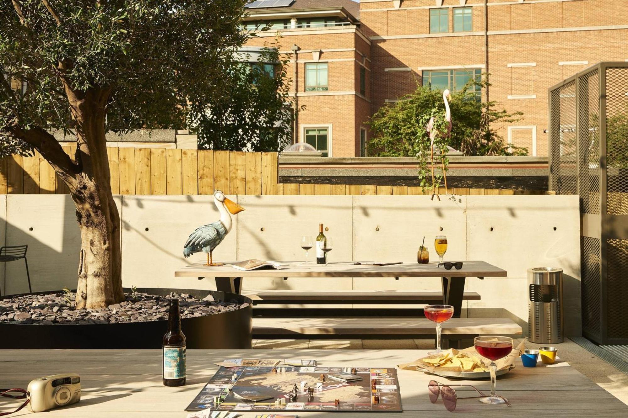 Moxy York Hotel Kültér fotó