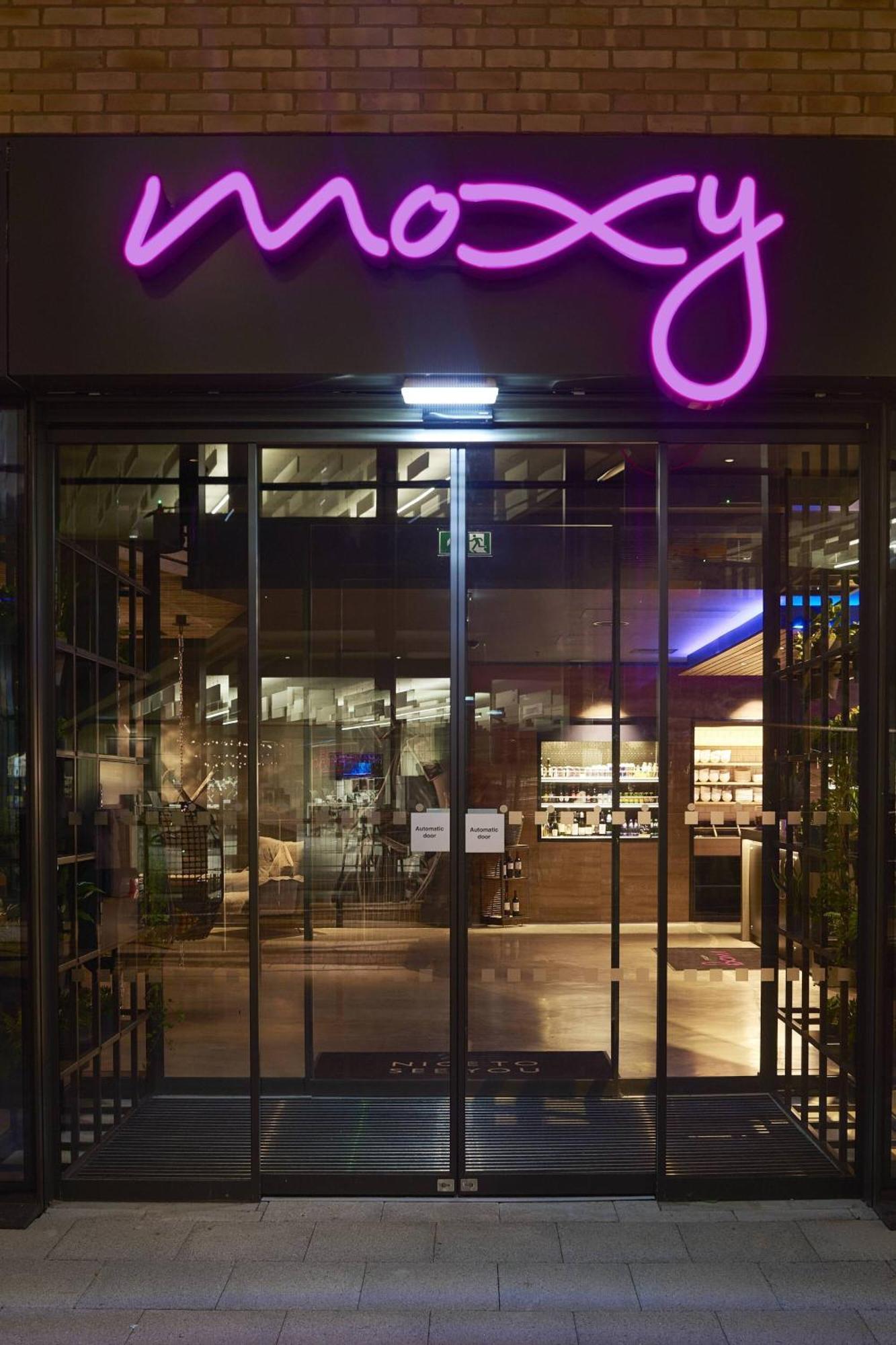 Moxy York Hotel Kültér fotó